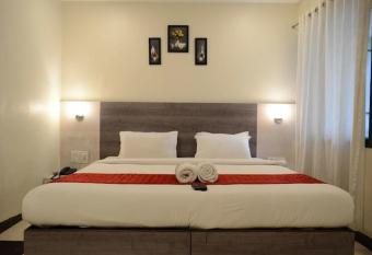 Hotel Baramati Stays allows 18 year olds to book a room