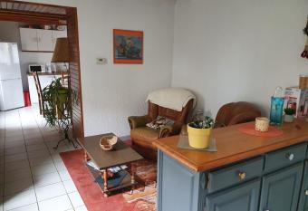 Gite des 3 Cailloux has Balcony rooms