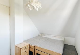 Nyugalom   s term  szet a Balaton mellett has Balcony rooms