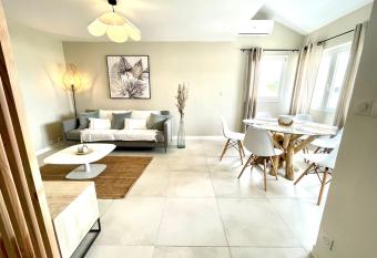 Le  has Balcony rooms