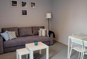 Apartament City Center allows 18 year olds to book a room