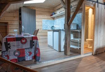 Gite de Caty allows 18 year olds to book a room