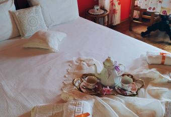 Dimitra House has Balcony rooms