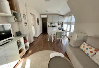 Dockview atelie has Balcony rooms