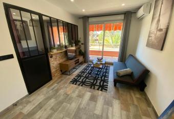 appartement vue mer has Balcony rooms