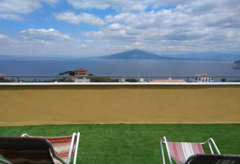 Oasi Madre della Pace has Balcony rooms