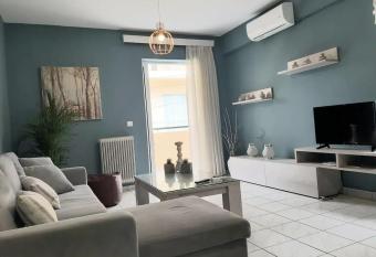 02 - Spacious apartment at the heart of the city has Balcony rooms