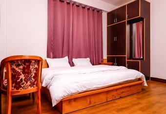 Craignano Homestay allows 18 year olds to book a room