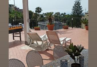 La Terrazza Quisisana Sorrento Coast has Balcony rooms
