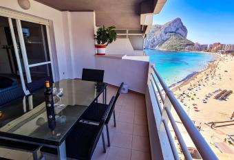 A017- Apartamento en primera l  nea de la playa Levante La Fosa con garaje has Balcony rooms