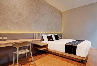 OYO Capital O 91348 Keenan Living allows 18 year olds to book a room