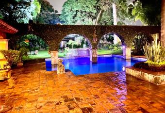 La Joyita Cuernavaca has Balcony rooms