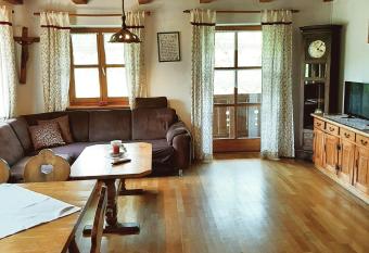 Ferienhaus Piller has Balcony rooms