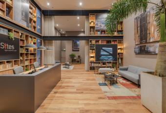 Hotel Sites Barranquilla allows 18 year olds to book a room