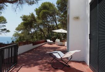Il Patio sul mare-Symphonya Tourist Rentals has Balcony rooms