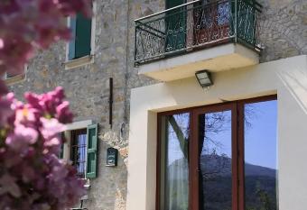 B&B Demetra has Balcony rooms