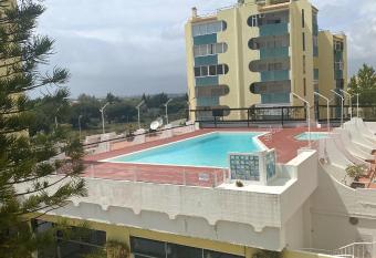 One bedroom apartment with city view shared pool and furnished garden at Vilamoura Quarteira 1 km away from the beach has Balcony rooms