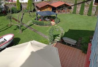 La Casa del Agua 56 allows 18 year olds to book a room