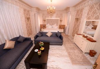 THE WHITE PALACE Rabat has Balcony rooms