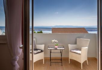 Apartmani Smokovo has Balcony rooms