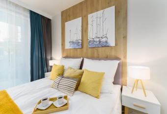 Per  owa Przysta   Rent - Sunset has Balcony rooms