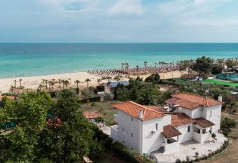 Villa Lemoni Ammolofoi has Balcony rooms