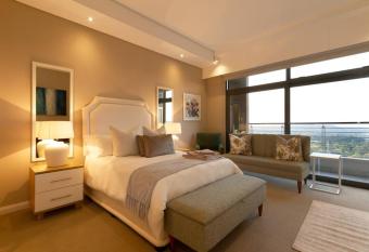 Alimama Spaces: Koketso s Menlyn Maine allows 18 year olds to book a room