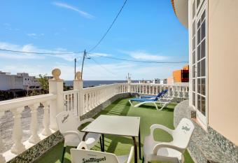 Casa del Pescador planta baja has Balcony rooms