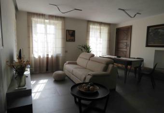 Les fleuves - Buthier has Balcony rooms