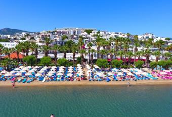 Sami Beach Hotel has Balcony rooms