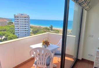 Alvor Seven allows 18 year olds to book a room