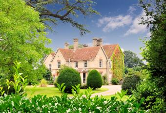 Rectory Manor allows 18 year olds to book a room