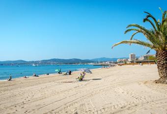 Appartement de 2 chambres a Frejus a 200 m de la plage avec terrasse amenagee has Balcony rooms