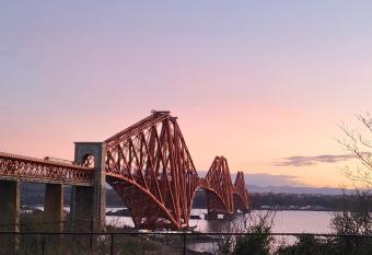 Three Bridges Waterfront has Balcony rooms