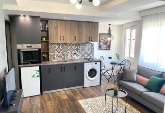 Center of Tirana    Savannah    Studio Apartment. allows 18 year olds to book a room