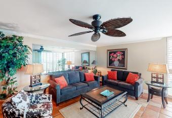 Mainsail 244 has Balcony rooms