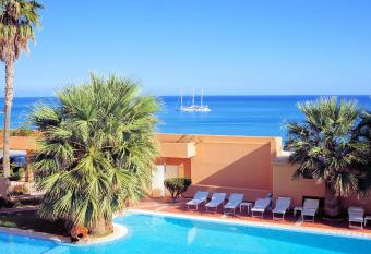 Hotel Punta Nord Est has Balcony rooms