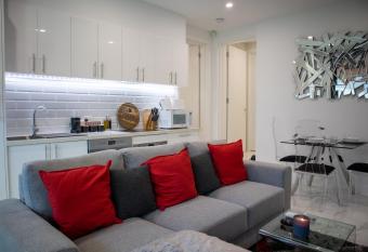 Soho 1A allows 18 year olds to book a room