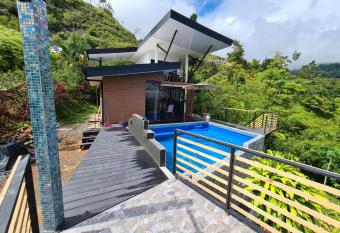 Casa a la Luna allows 18 year olds to book a room