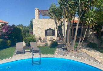 Villa Lia-Clara, Villa mit privatem Pool has Balcony rooms