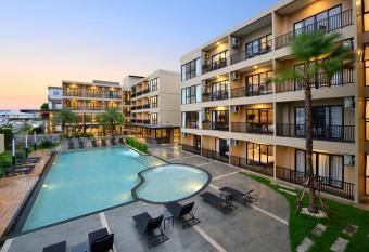 Grand BS Airport Hotel Suvarnabhumi has Balcony rooms