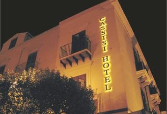 Cassisi Hotel has Balcony rooms