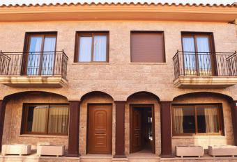 Casa Pueblo Medieval de Pals has Balcony rooms