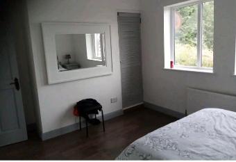 Cortober cottage has Balcony rooms