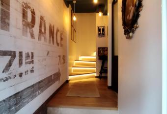 Snake13 allows 18 year olds to book a room