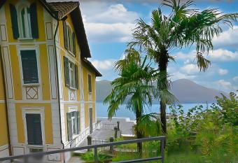 Tanja s Comfort Apartment Brissago allows 18 year olds to book a room