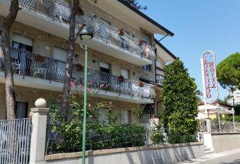 Hotel Acapulco has Balcony rooms