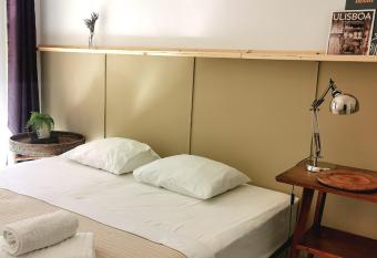 Ey Lisbon GuestHouse allows 18 year olds to book a room