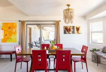 Electroliquid's Casa Pueblo Joshua Tree has Balcony rooms