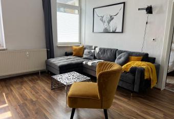 Gem  tliche Ferienwohnung mit gratis Netflix has Balcony rooms